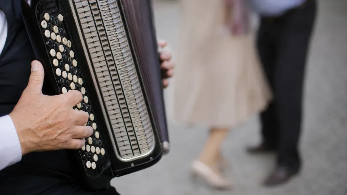Wrześniowa potańcówka w Nasielsku. Muzyka zabrzmi pod gołym niebem