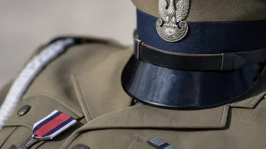 Na grobie Pawła Brodzikowskiego pojawiły się insygnia wojskowego orderu