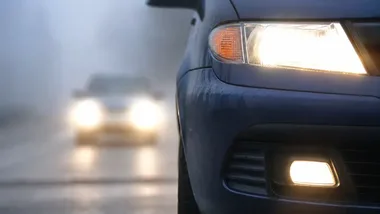 Gęste mgły w powiecie nowodworskim. Widzialność spadnie poniżej 200 metrów