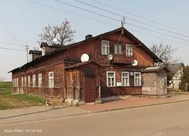 Seniorzy przy stołach – emocje i medale podczas turnieju w Nasielsku