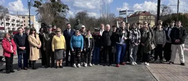 Pod pomnikiem Piłsudskiego zabrzmiała lekcja pamięci i patriotyzmu