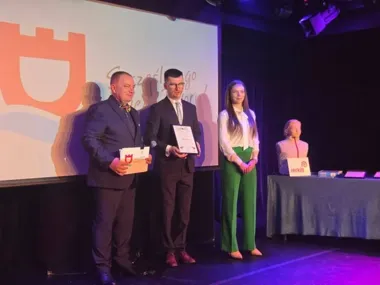 Nakrętki dały 17 ton dobra. Finał akcji poruszył szkoły