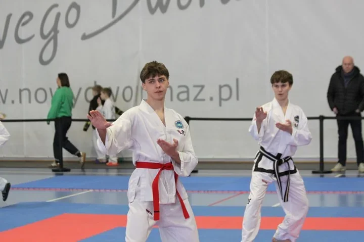 Ponad 200 zawodników i pełne trybuny – Mazowieckie Mistrzostwa Taekwon–Do ITF przyciągnęły tłumy