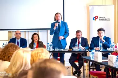 W Otrębusach powiaty rozmawiały o szpitalach i bezpieczeństwie