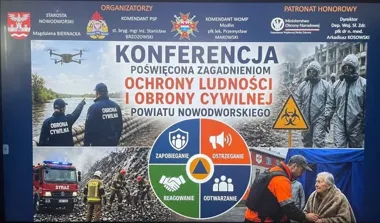 W Modlinie sprawdzano gotowość na kryzys. Na stole były schronienia i alarmy