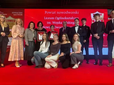 Brązowa Tarcza dla Liceum Ogólnokształcącego im. Wojska Polskiego – kolejne wyróżnienie powiatu