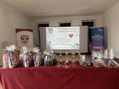 W Nasielsku ósmoklasiści sprawdzili się w próbach, które ratują życie